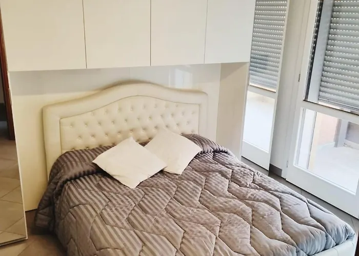 Maison Carducci شقة إيمولا